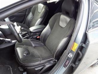 Volvo V-40 V40 (MV), Hatchback 5-drs, 2012 / 2019 2.0 D4 16V picture 12