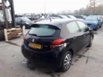 Peugeot 208 208 I (CA/CC/CK/CL), Hatchback, 2012 / 2019 1.2 Vti 12V PureTech 82 picture 3