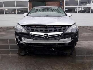 Opel Astra Astra J GTC (PD2/PF2), Hatchback 3-drs, 2011 / 2018 1.4 Turbo 16V ecoFLEX 140 picture 2