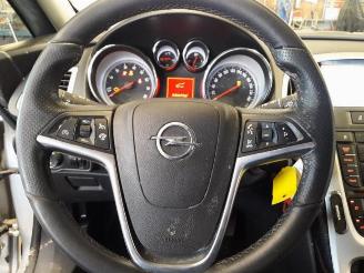 Opel Astra Astra J GTC (PD2/PF2), Hatchback 3-drs, 2011 / 2018 1.4 Turbo 16V ecoFLEX 140 picture 24