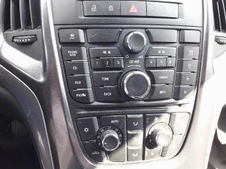 Opel Astra Astra J (PC6/PD6/PE6/PF6), Hatchback 5-drs, 2009 / 2015 1.4 Turbo 16V picture 16