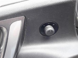 Opel Astra Astra J (PC6/PD6/PE6/PF6), Hatchback 5-drs, 2009 / 2015 1.4 Turbo 16V picture 11