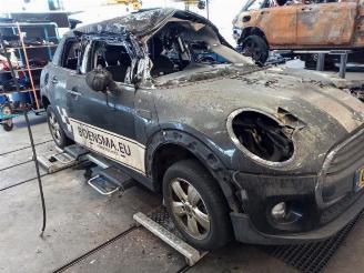 Mini Mini Mini (F55), Hatchback 5-drs, 2014 1.5 12V One D picture 9