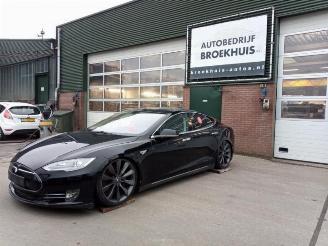 Uttjänta bilar auto Tesla Model S Model S, Liftback, 2012 P85 2013/10