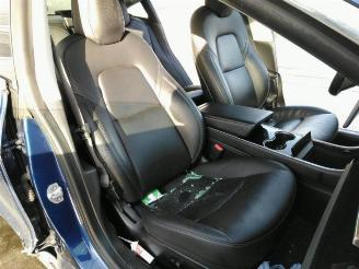 Tesla Model 3 Model 3, Sedan, 2017 Long Range AWD 75 kWh picture 16