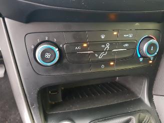 Ford Focus 1.0 Lease Edition picture 20