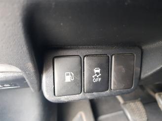 Toyota Avensis 1.8 VVTi Dynamic picture 21