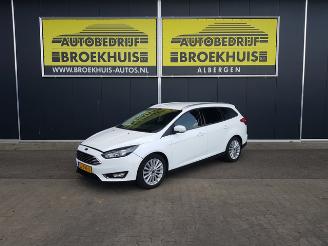 Schadeauto Ford Focus 1.0 Titanium 2018/4