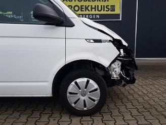 Volkswagen Transporter 2.0 TDI L2H1 30 Comfortline picture 9