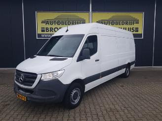 skadebil bedrijf Mercedes Sprinter 315 1.9 CDI L4H2 DC 2021/2