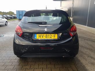 Peugeot 208 1.6 BlueHDi Blue Lease Executive picture 5