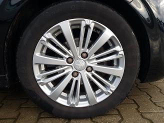 Peugeot 208 1.6 BlueHDi Blue Lease Executive picture 29