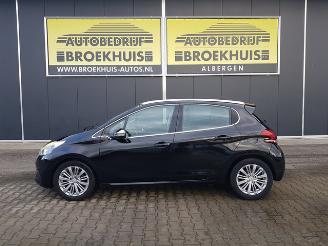 Peugeot 208 1.6 BlueHDi Blue Lease Executive picture 2