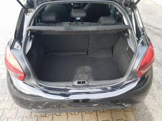 Peugeot 208 1.6 BlueHDi Blue Lease Executive picture 11