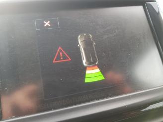 Peugeot 208 1.6 BlueHDi Blue Lease Executive picture 21