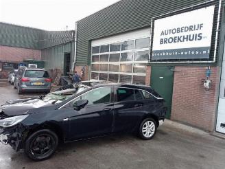 skadebil auto Opel Astra Astra K Sports Tourer, Combi, 2015 / 2022 1.0 Turbo 12V 2018/11