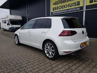 Volkswagen Golf 2.0 TDI Highline picture 7
