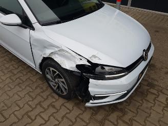 Volkswagen Golf 1.6 TDI Comfortline SOUND-Edition picture 10