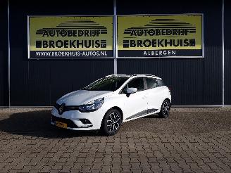 Vrakbiler auto Renault Clio Estate 0.9 TCe Intens 2019/10