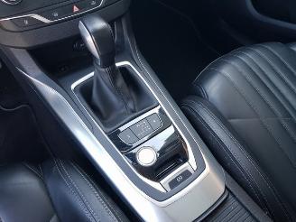 Peugeot 308 SW 1.2 PureTech Blue Lease Premium picture 17