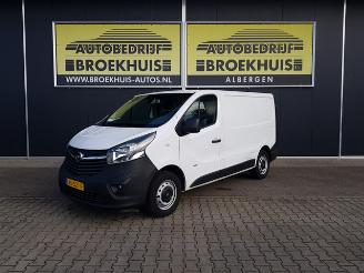 krockskadad bil bedrijf Opel Vivaro 1.6 CDTI L1H1 Sport EcoFlex 2015/11