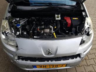 Peugeot Partner 120 1.6 e-HDI L1 Navteq 2Tronic AUTOMATIC picture 11