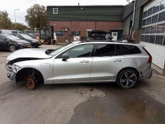 Volvo V-60 V60 II (ZW), Combi, 2018 2.0 T8 16V Plug-in Hybrid AWD picture 2