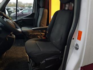 Renault Master T35 2.3 dCi 150 L3H3 Energy Comfort picture 12