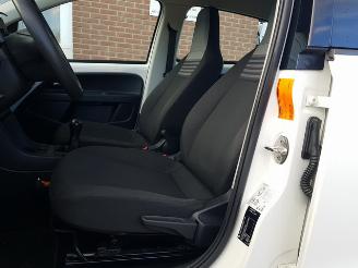 Volkswagen Up! 1.0 BMT move up! picture 13