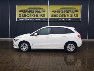 Mercedes B-klasse 200d picture 2