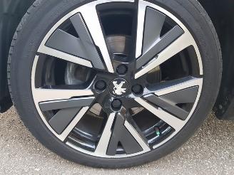 Peugeot 208 1.2 PureTech GT-Line picture 24