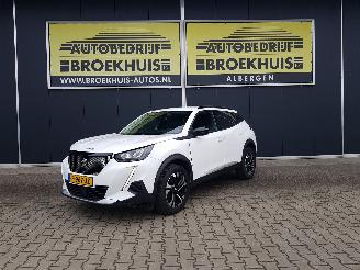 krockskadad bil auto Peugeot 2008 1.2 PureTech Allure Pack 2022/3