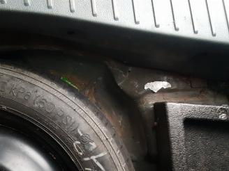 Ford C-Max 1.0 Titanium picture 13