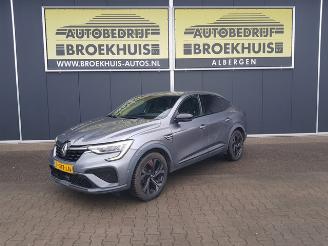 Schadeauto Renault Arkana 1.6 E-Tech Hybrid 145 R.S. Line 2022/4