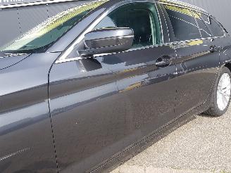 BMW 5-serie Touring 520d Executive picture 19