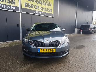 Skoda Octavia 1.5 TSI Greentech Ambition Business picture 3