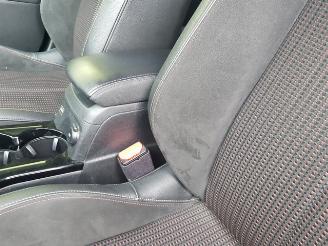 DS Automobiles DS 3 Crossback 1.2 PureTech Performance Line picture 24