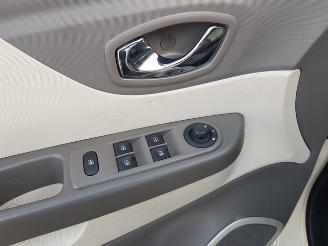 Renault Captur 0.9 TCe Expression picture 27