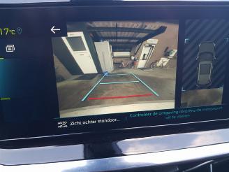 Peugeot e-2008 EV Allure Pack 50 kWh picture 26