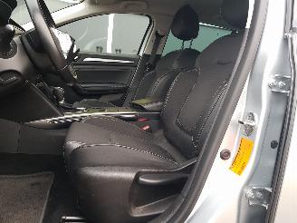 Renault Mégane Estate 1.3 TCe Intens picture 12