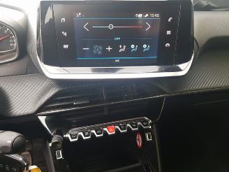 Peugeot 208 1.2 PureTech Active Pack picture 20