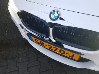 BMW 3-serie 320i High Executive Sport picture 16