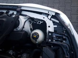 BMW 3-serie 320i High Executive Sport picture 18