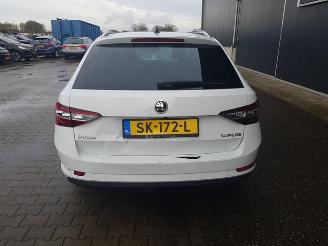 Skoda Superb Combi 1.4 TSI ACT Ambition Business picture 5