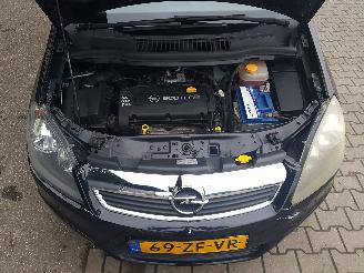 Opel Zafira 1.6 Temptation picture 12