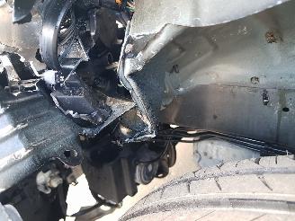 Peugeot 208 1.6 THP GTi picture 13