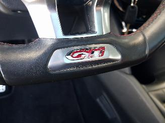 Peugeot 208 1.6 THP GTi picture 36