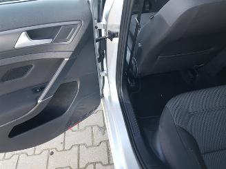 Volkswagen e-Golf e-Golf picture 11