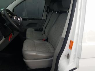 Volkswagen Transporter 2.0 TDI L1H1 BM T800 Baseline picture 19
