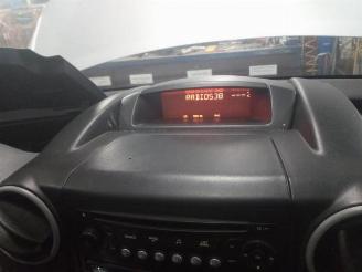 Peugeot Partner Partner (GC/GF/GG/GJ/GK), Van, 2008 / 2018 1.6 HDI 90 picture 17